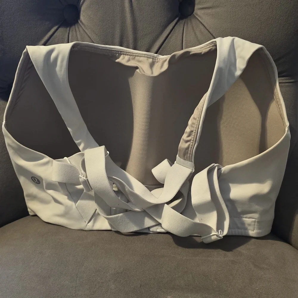 Lululemon Athletica White Sports Bra - Picture 9 of 16